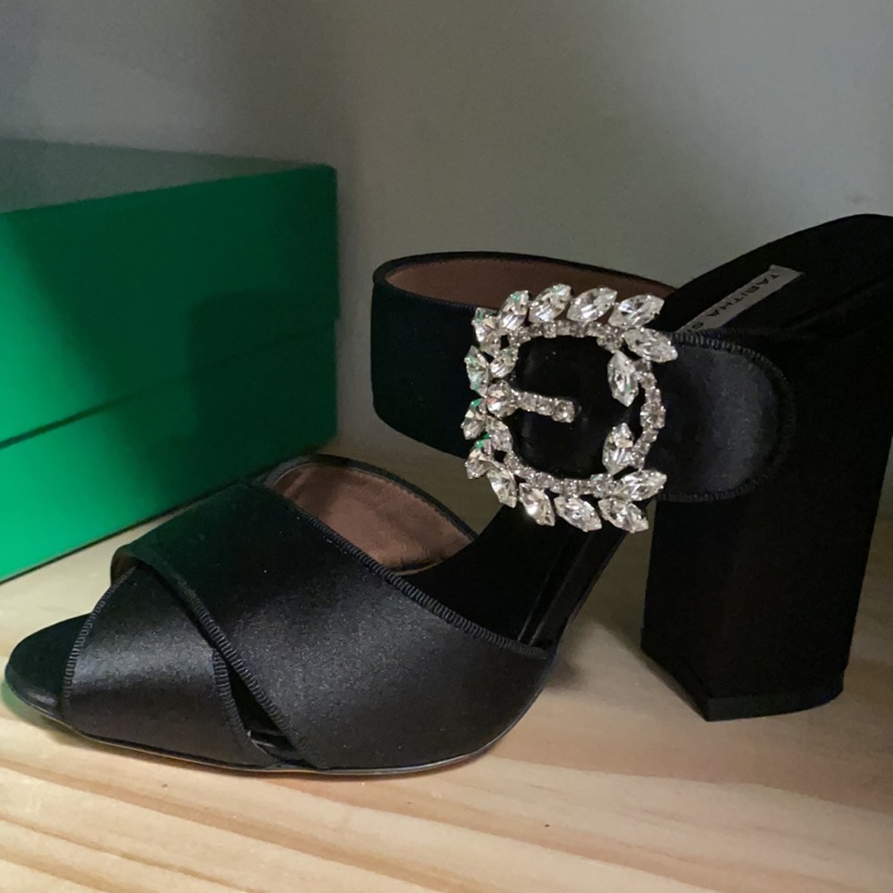 Tabitha Simmons Women's Black Reyner Swarovski - Picture 3 of 4